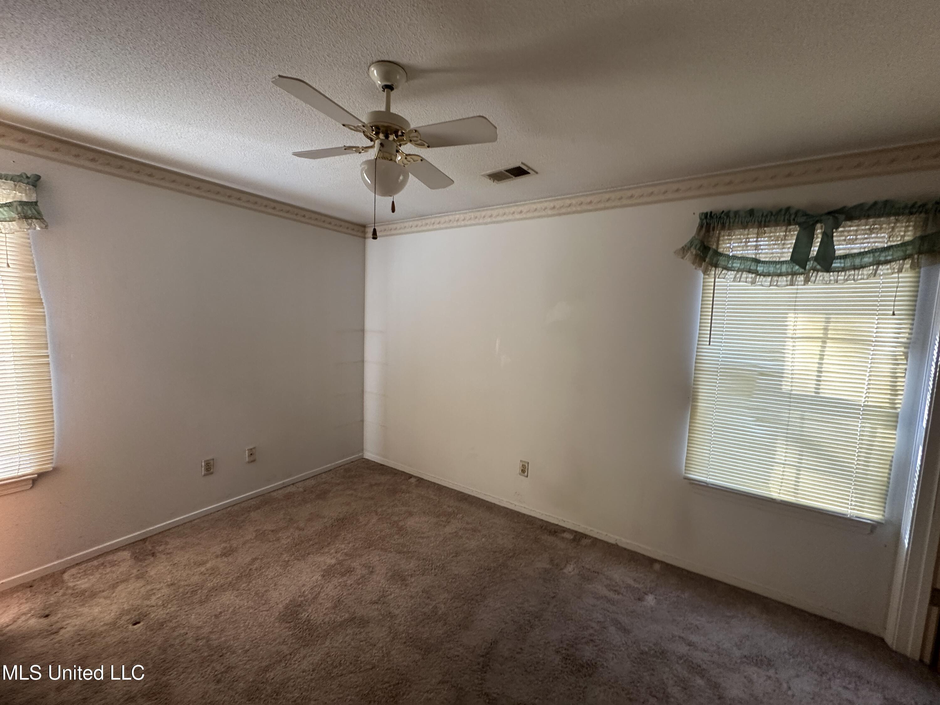 6525 Lynnfield Road Horn Lake, MS 38637 - Photo 7 of 14 IMG_1672