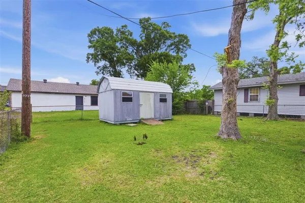 $1,350 | 1906 8th Avenue, Lake Charles, LA 70601