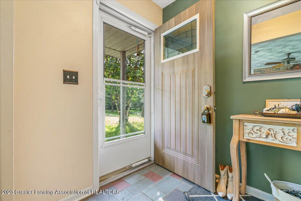 540 South Waverly Road Eaton Rapids, MI 48827 - Photo 8 of 50 08