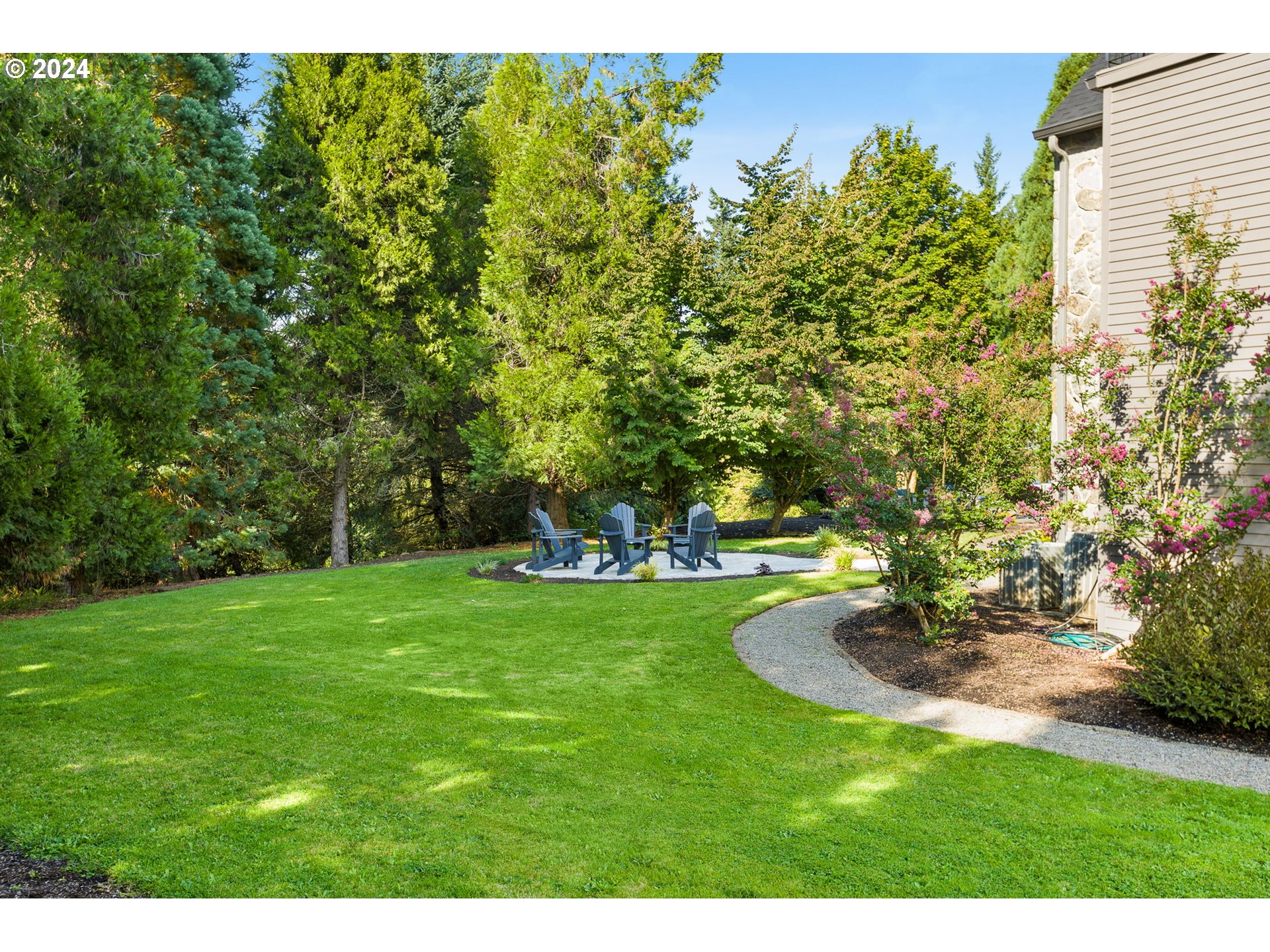 909 Southwest Schaeffer Road West Linn, OR 97068 - Photo 42 of 48 Backyard