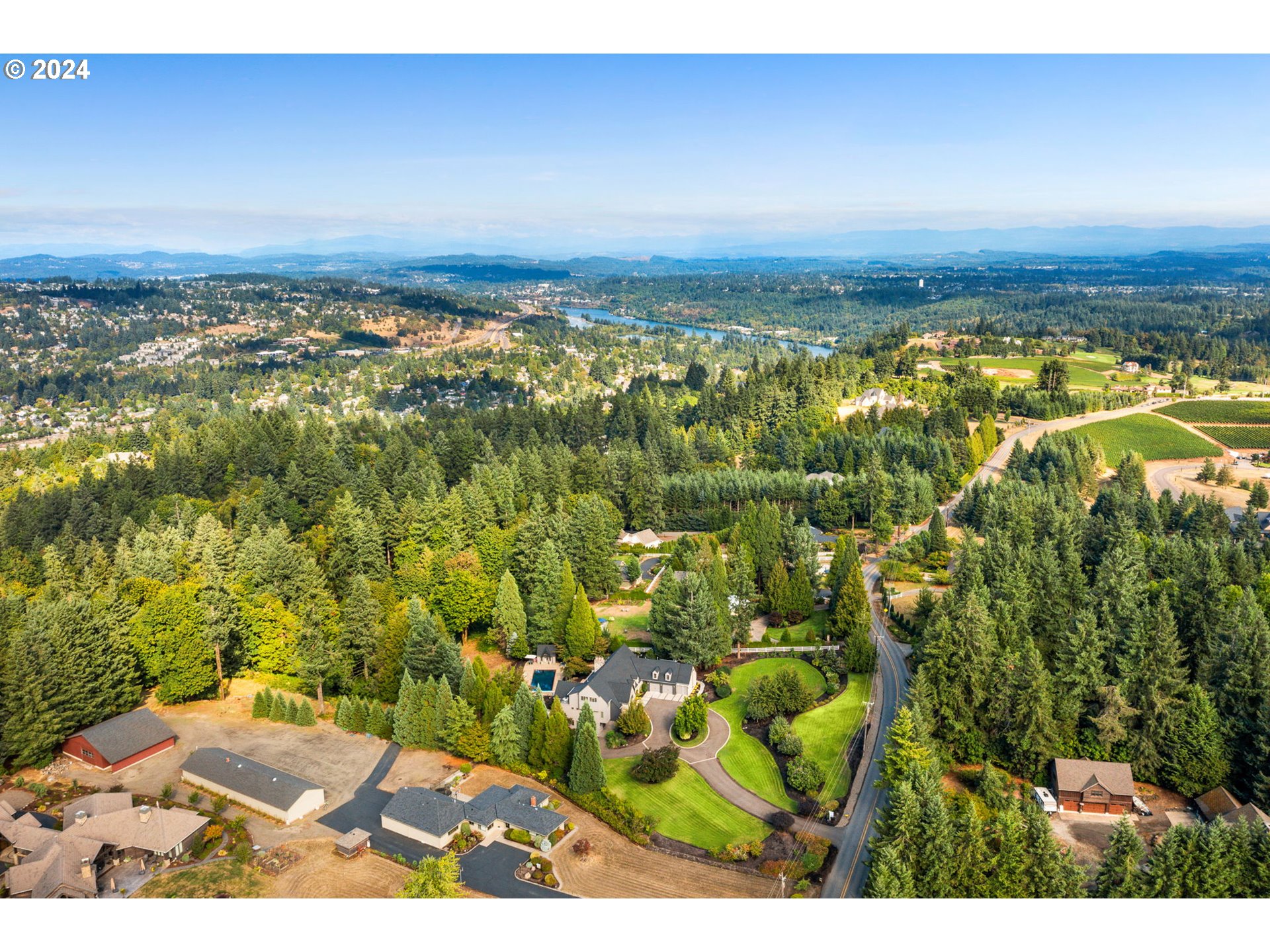909 Southwest Schaeffer Road West Linn, OR 97068 - Photo 48 of 48 Drone View/UAV