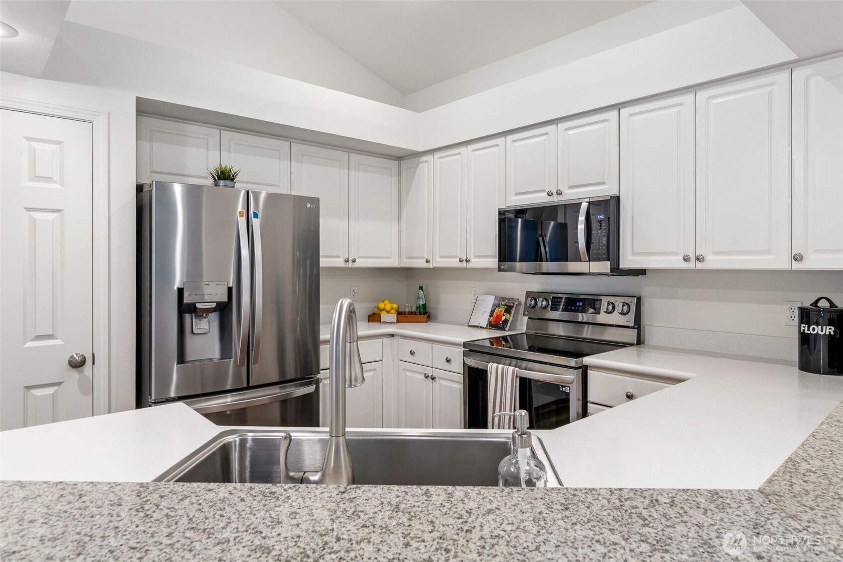 612 228th Street Southwest, Unit K201 Bothell, WA 98021 - Photo 13 of 28