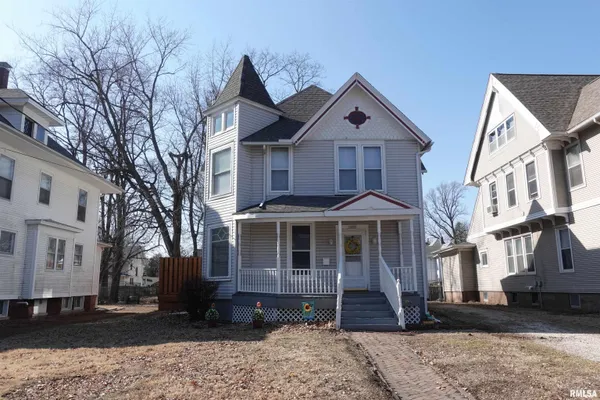 $159,900 | 1092 North Broad Street, Galesburg, IL 61401