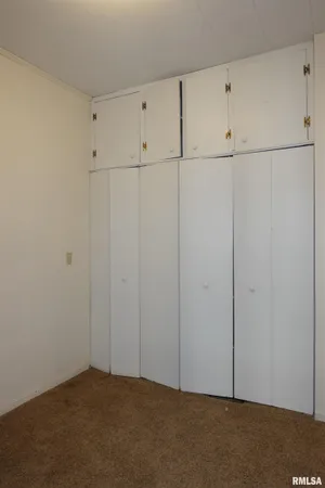 $159,900 | 1092 North Broad Street, Galesburg, IL 61401