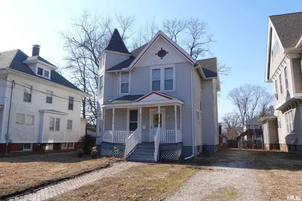 $159,900 | 1092 North Broad Street, Galesburg, IL 61401