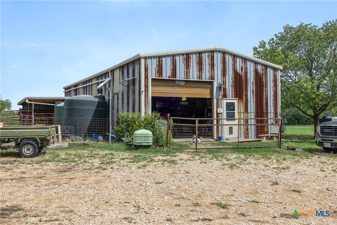 1190 Dickerson Road Lockhart, TX 78644 - Photo 28 of 40