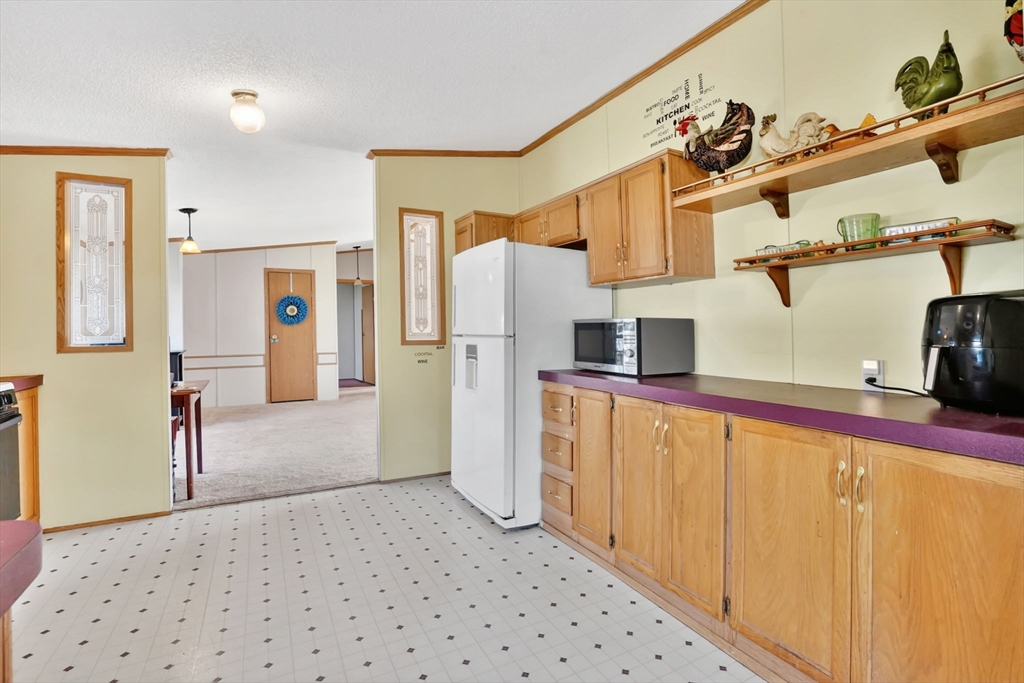 27 Somerset Road Chicopee, MA 01020 - Photo 25 of 33