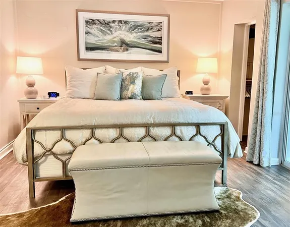 $2,300 | 151 North Orlando Avenue, Unit 203, Winter Park, FL 32789