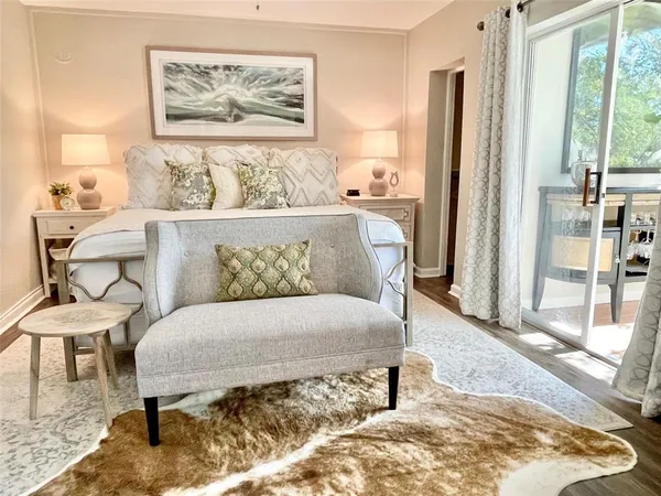 $2,300 | 151 North Orlando Avenue, Unit 203, Winter Park, FL 32789