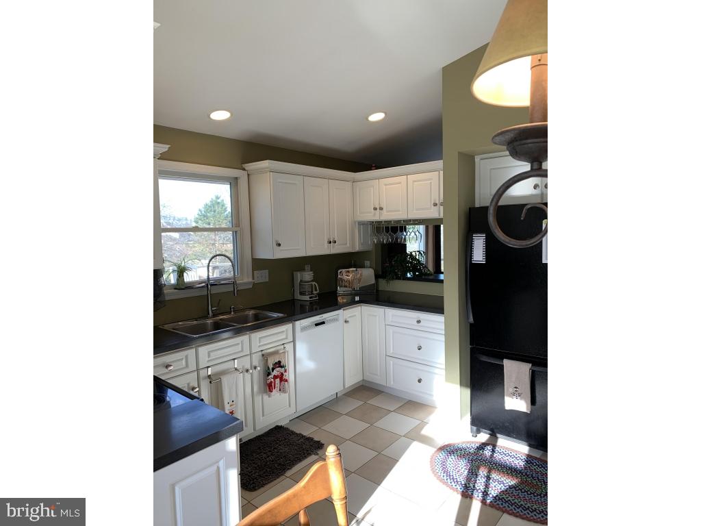 236 Royal Road Palmyra, PA 17078 - Photo 4 of 46 Gallery Image 4