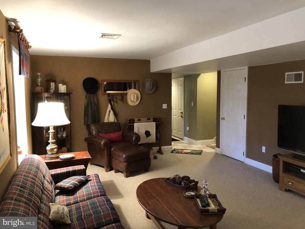 236 Royal Road Palmyra, PA 17078 - Photo 32 of 46 Gallery Image 32