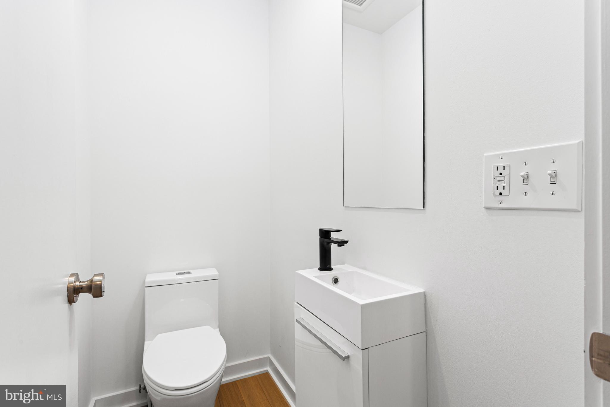 239 Krams Avenue Philadelphia, PA 19128 - Photo 30 of 54 2nd Floor 1/2 bath