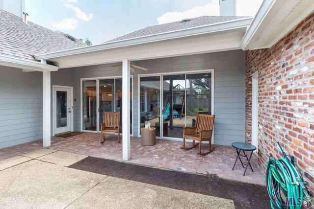 $585,000 | 531 Woodgate Boulevard, Baton Rouge, LA 70808