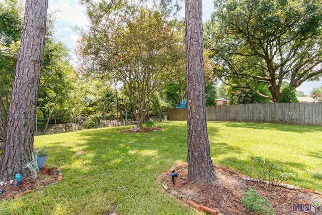 $585,000 | 531 Woodgate Boulevard, Baton Rouge, LA 70808