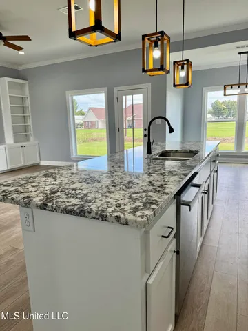 $279,000 | 110 Riverbend Avenue, Vidalia, LA 71373