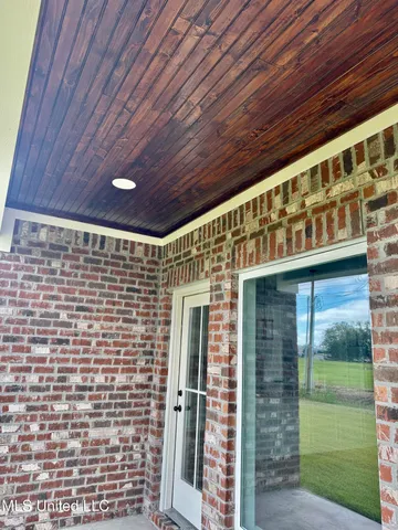 $279,000 | 110 Riverbend Avenue, Vidalia, LA 71373