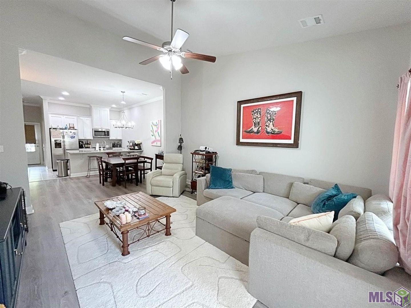 8114 Stonelake Avenue Baton Rouge, LA 70820 - Photo 4 of 12