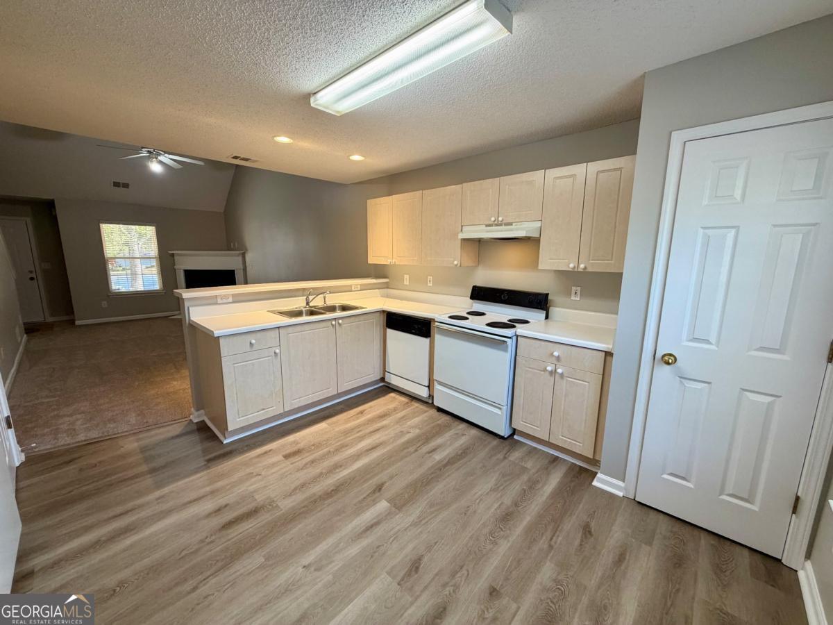 15 Lakeside Circle Covington, GA 30016 - Photo 7 of 16