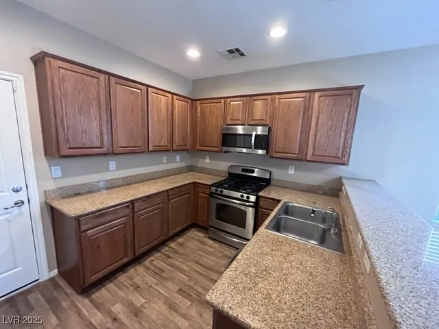 $1,850 | 8941 Mt Baker Court, Las Vegas, NV 89149