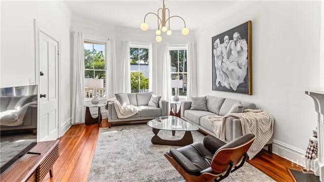 $2,400 | 319 East Anderson Street, Unit A, Savannah, GA 31401