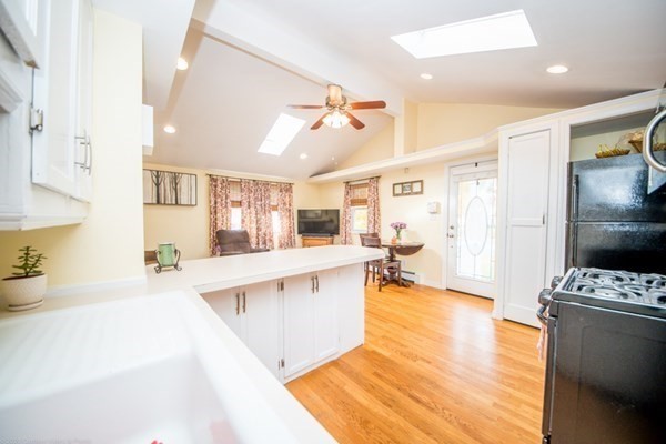 106 Peckham Road Acushnet, MA 02743 - Photo 11 of 31 Gallery Image 11