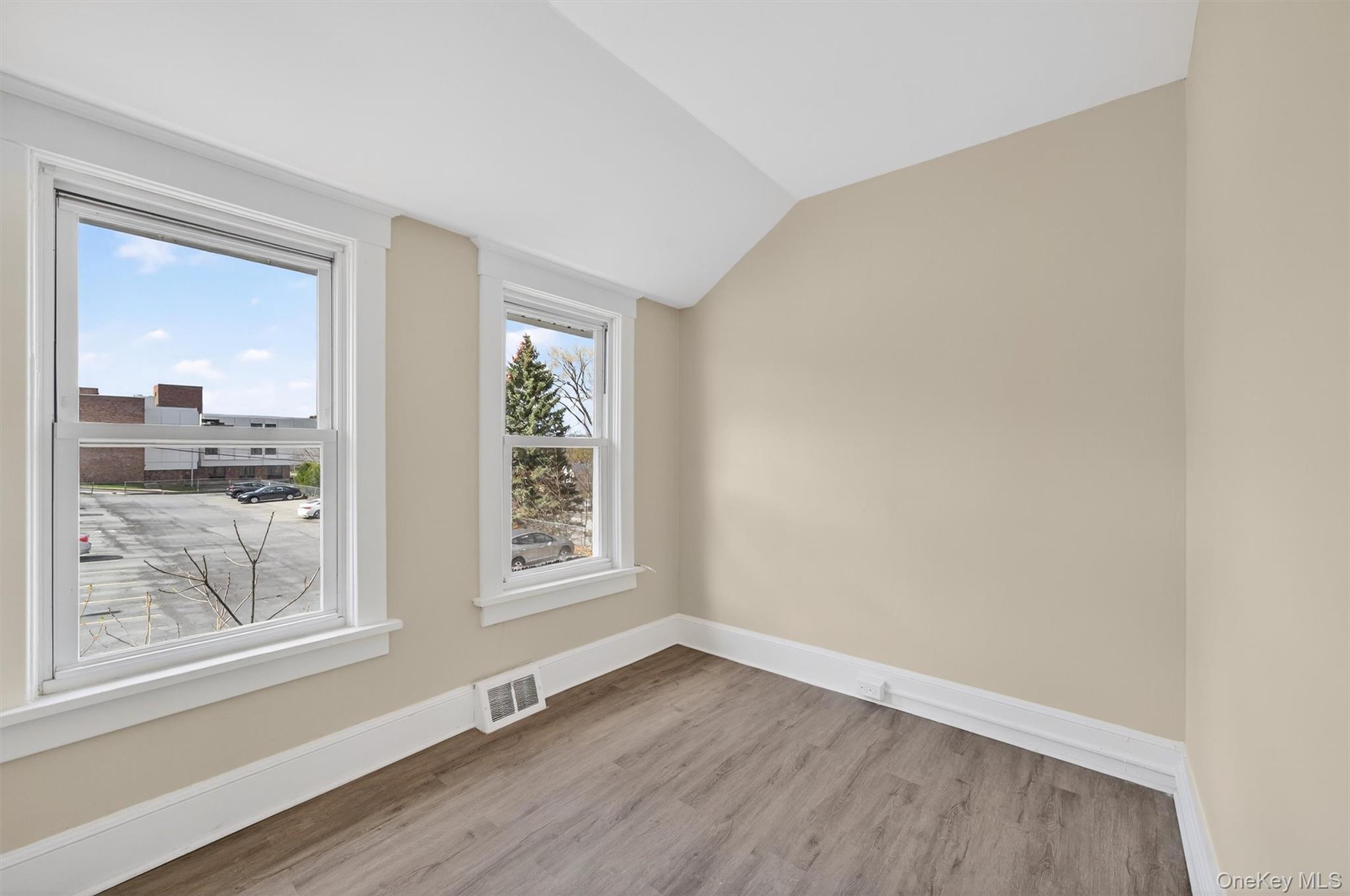 26 1/2 Ridge Street Middletown, NY 10940 - Photo 28 of 36