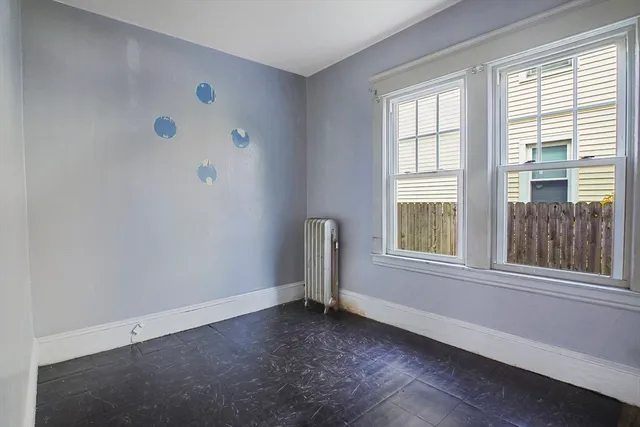 $299,900 | 371-373 Oakland Street, Springfield, MA 01108