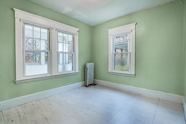 $299,900 | 371-373 Oakland Street, Springfield, MA 01108