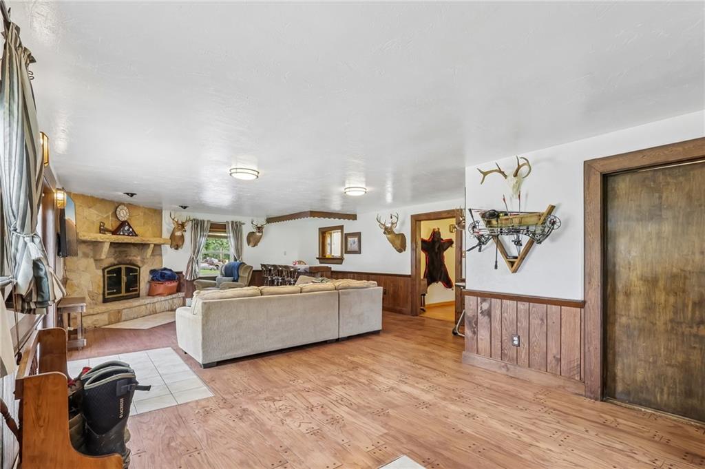 401 Winfield Road Cabot, PA 16023 - Photo 10 of 48 Gallery Image 10