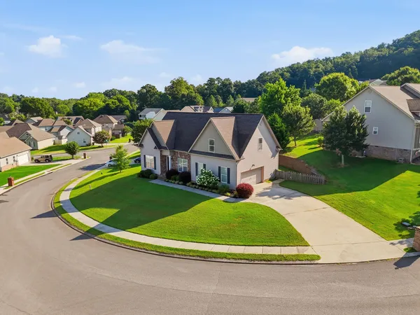 $2,600 | 723 Windrush Loop, Chattanooga, TN 37421