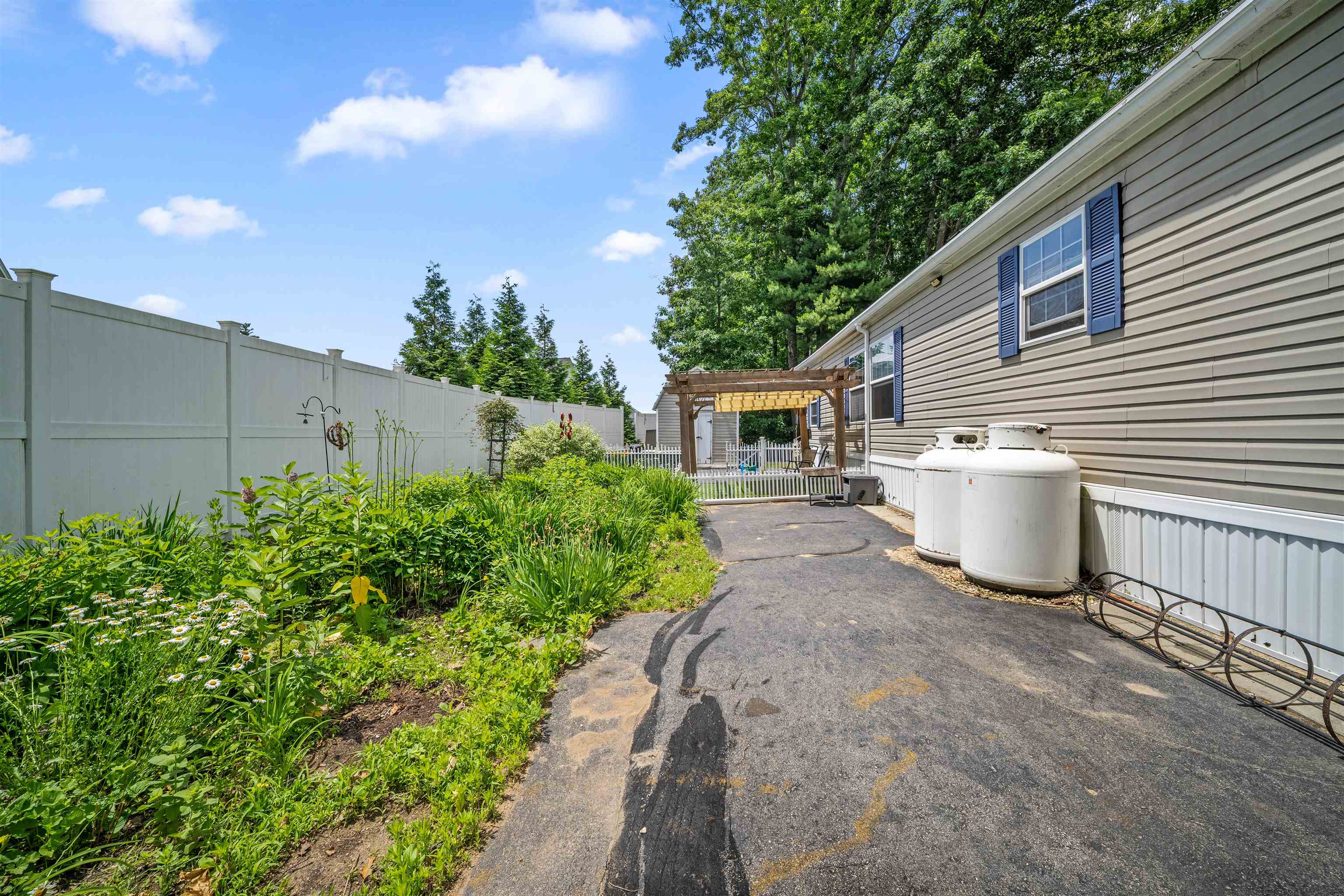 417 Middle Road, Unit A Dover, NH 03820 - Photo 40 of 42