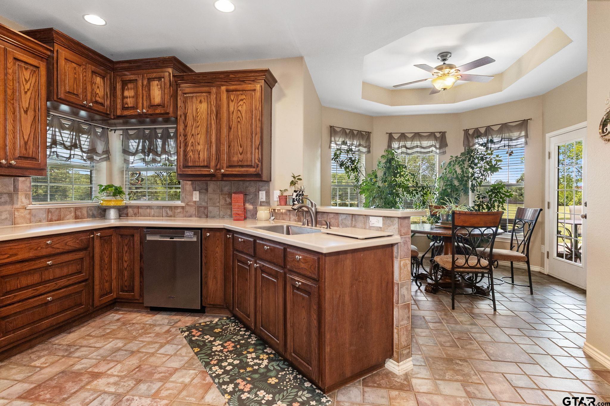 180 Vz Creek Canton, TX 75103 - Photo 13 of 38