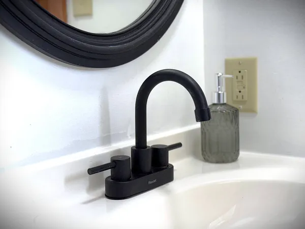 $299,900 | 212 Austin Circle, Livingston, TN 38570