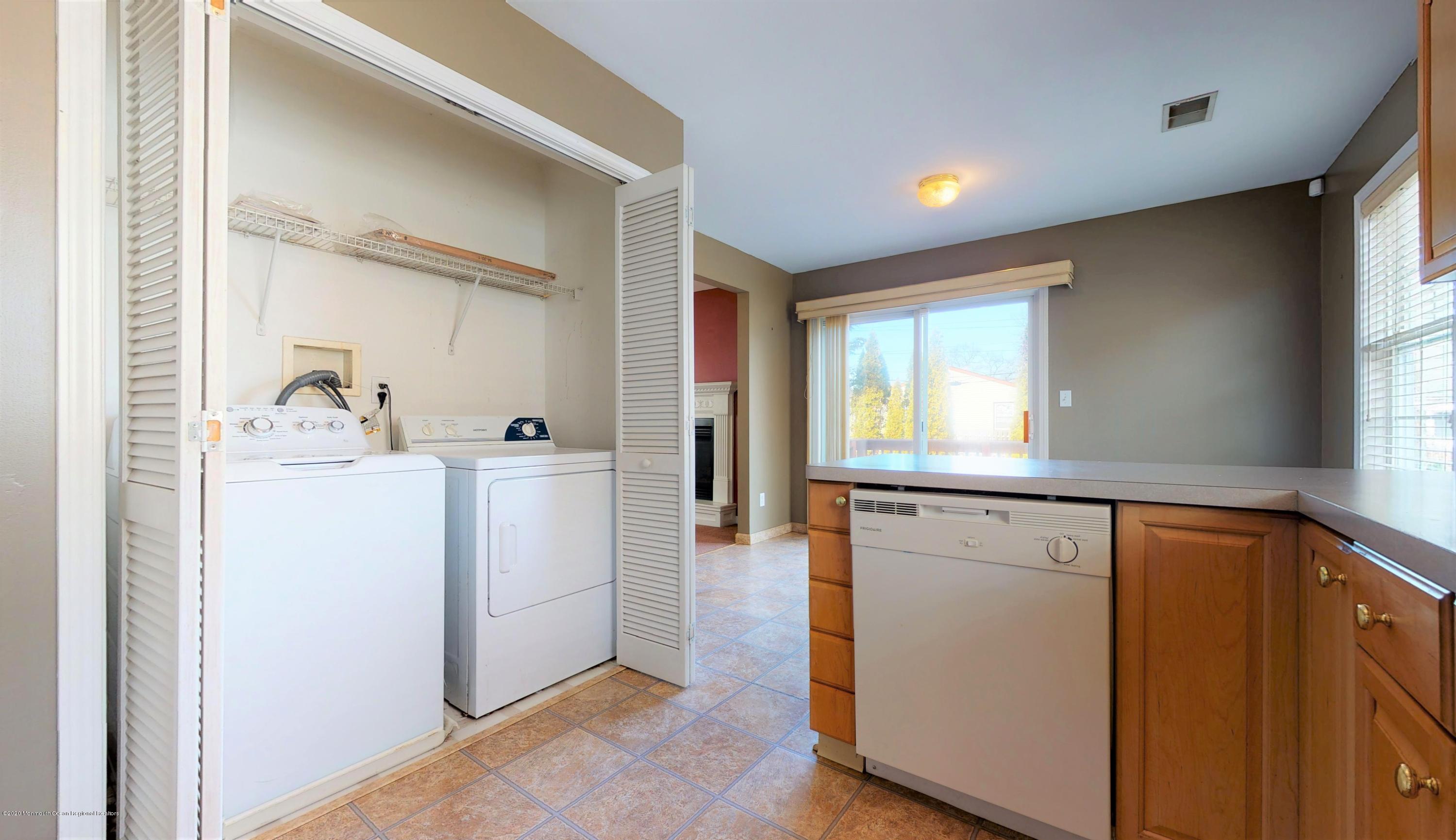 2108 Taylor Road Toms River, NJ 08753 - Photo 21 of 45 2108-Taylor-Road-Toms-River-NJ-08753-022