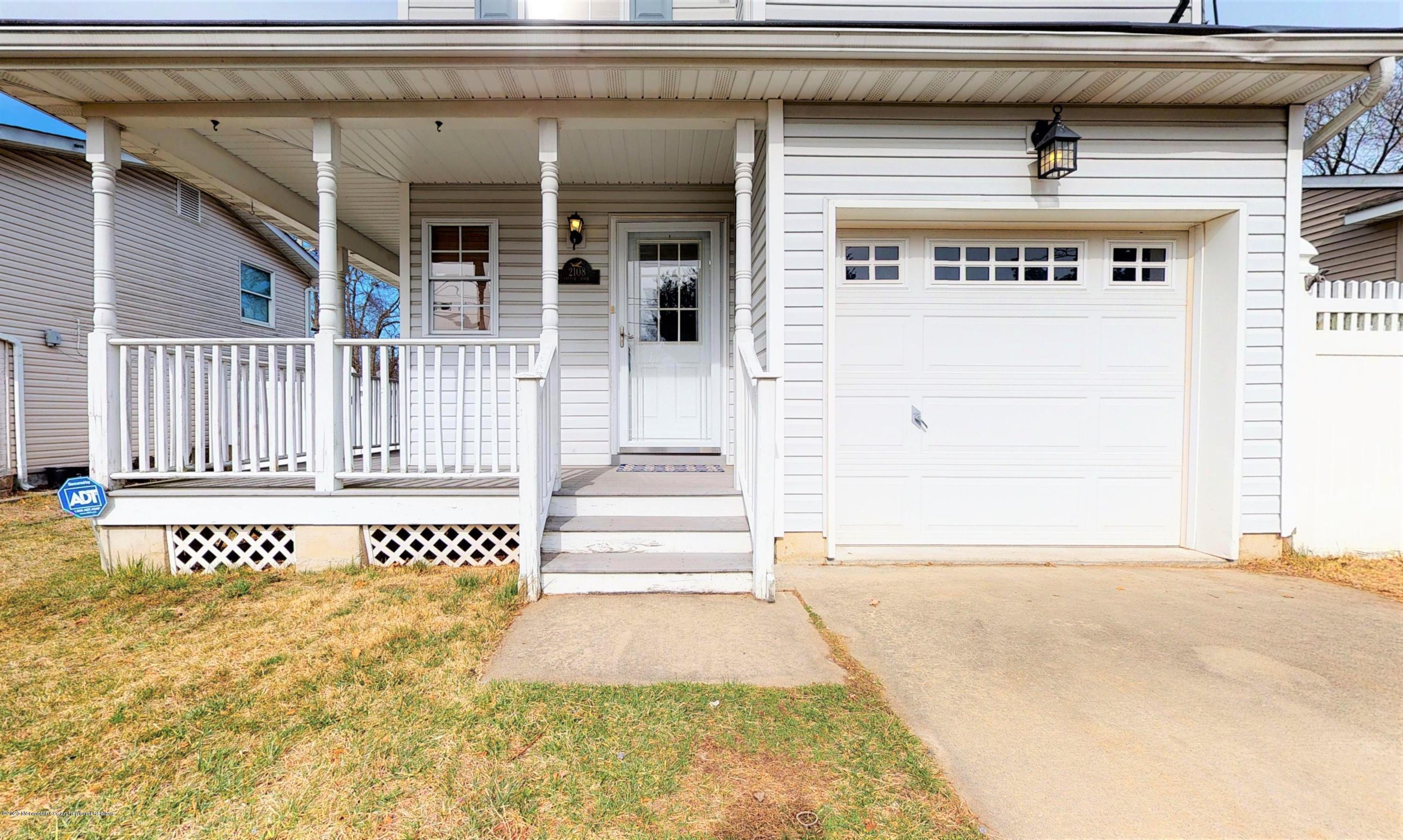 2108 Taylor Road Toms River, NJ 08753 - Photo 4 of 45 2108-Taylor-Road-Toms-River-NJ-08753-022