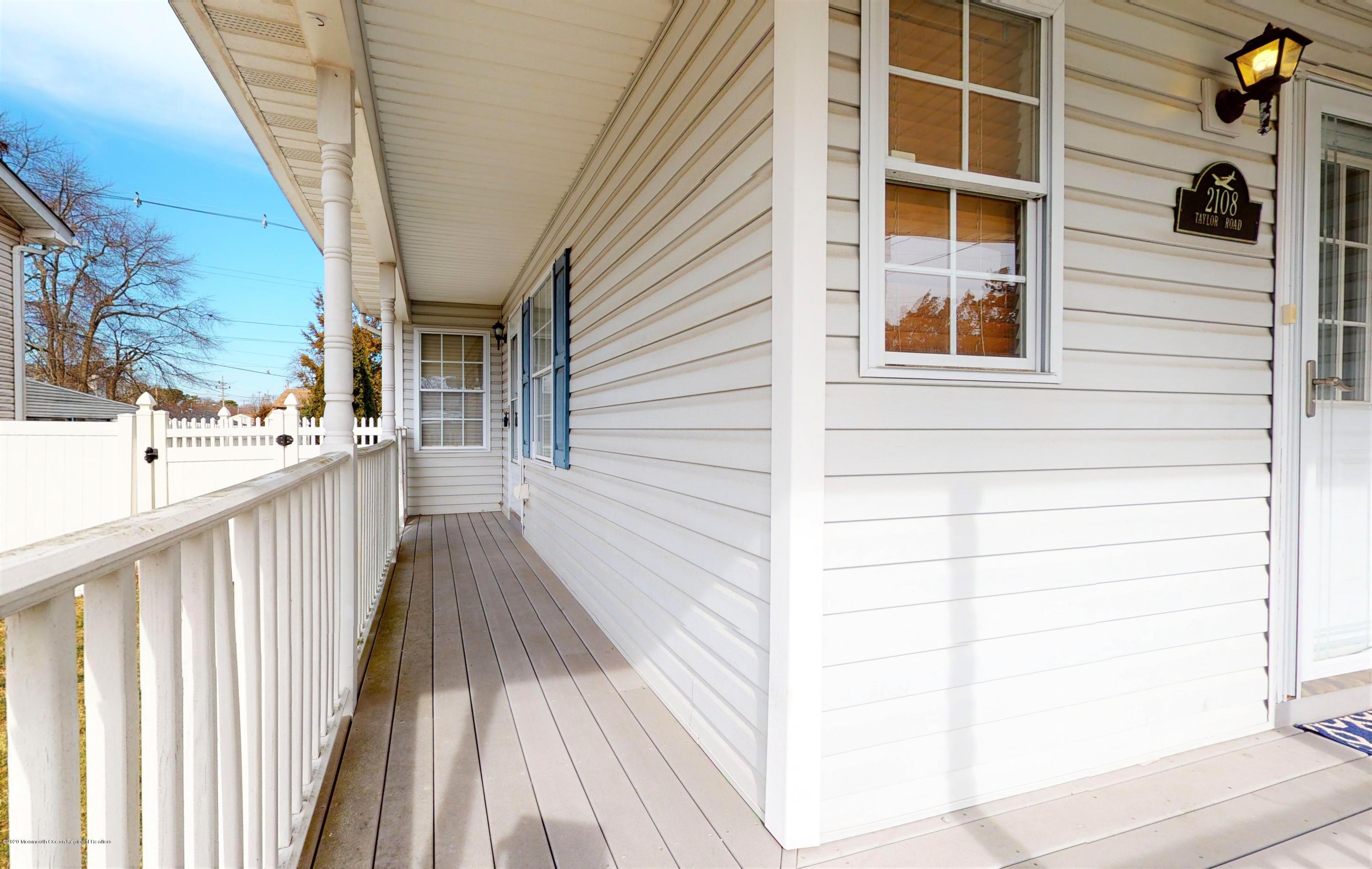 2108 Taylor Road Toms River, NJ 08753 - Photo 7 of 45 2108-Taylor-Road-Toms-River-NJ-08753-022
