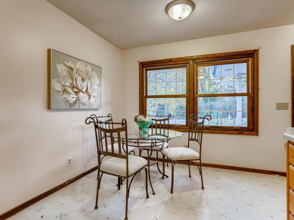 4639 Manchester Road Mound, MN 55364 - Photo 9 of 31