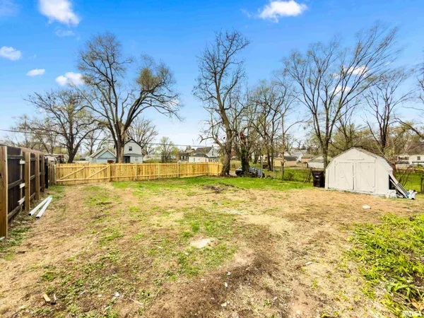 $60,000 | 2320 West Garden Street, Peoria, IL 61605