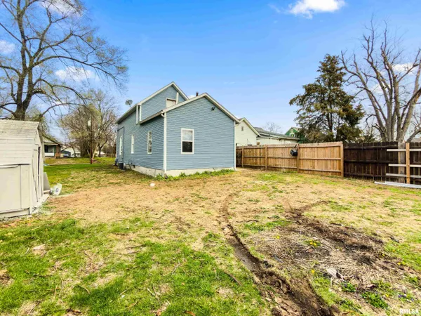 $60,000 | 2320 West Garden Street, Peoria, IL 61605