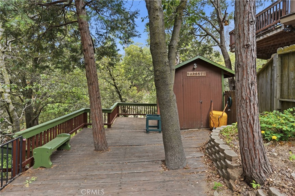 23404 Cloudview Road Crestline, CA 92325 - Photo 30 of 40 Gallery Image 30