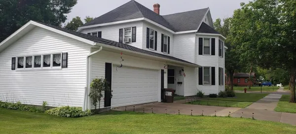 $350,000 | 155 4th Avenue Southwest, Perham, MN 56573