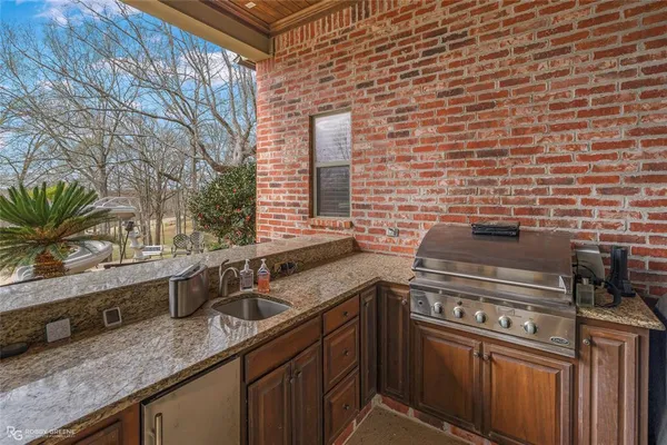 $850,000 | 38 Golf Club Drive, Haughton, LA 71037