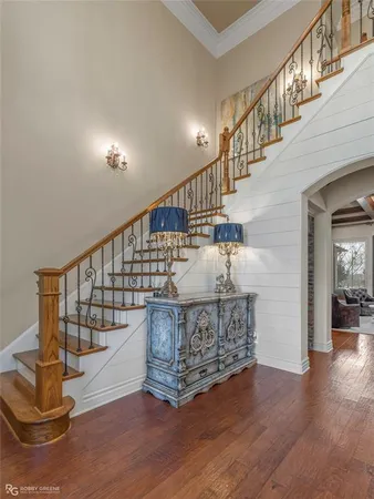 a view of entryway with wooden floor