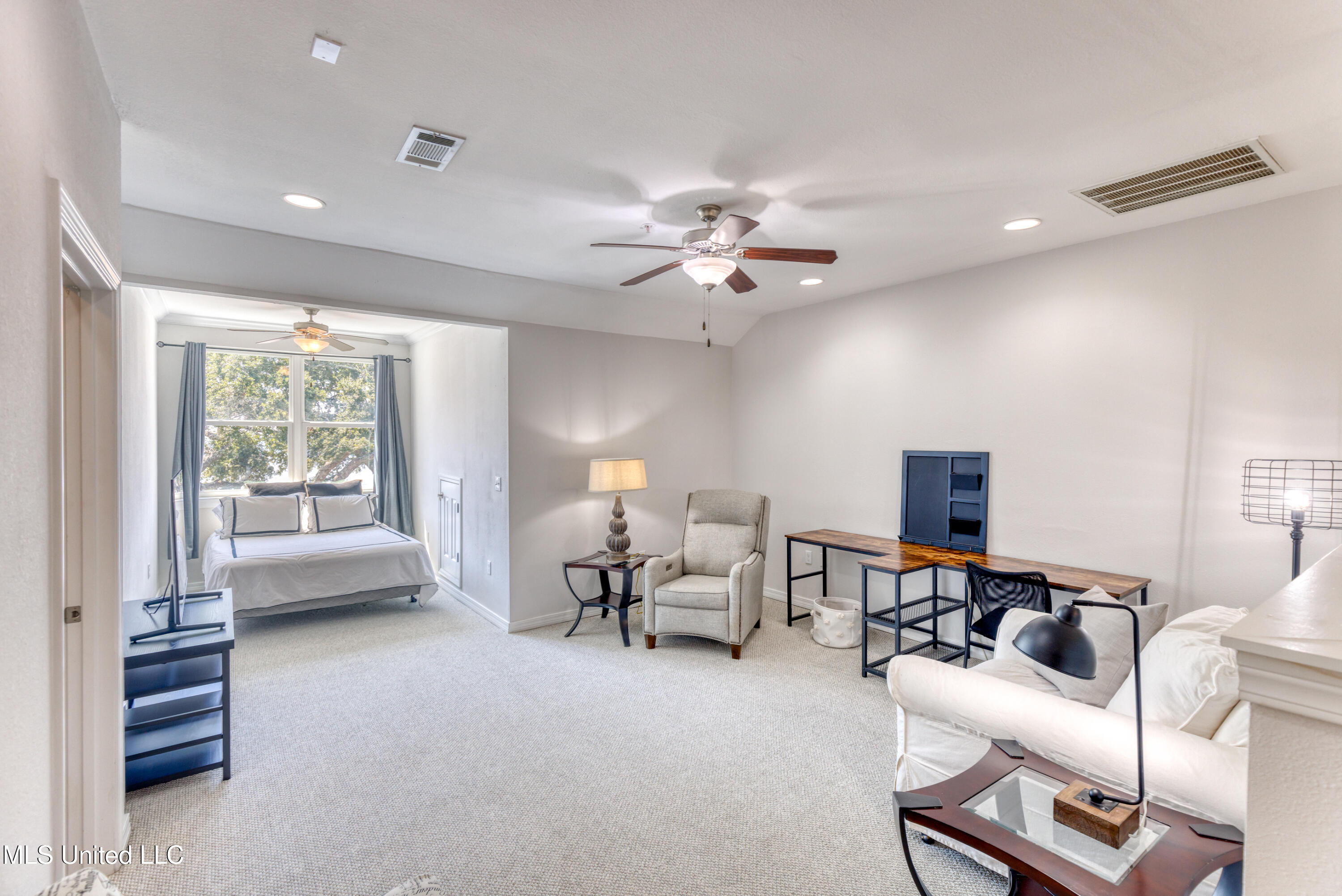 1282 Beach Boulevard, Unit 201 Biloxi, MS 39530 - Photo 12 of 28 1282BeachBlvd#201-24