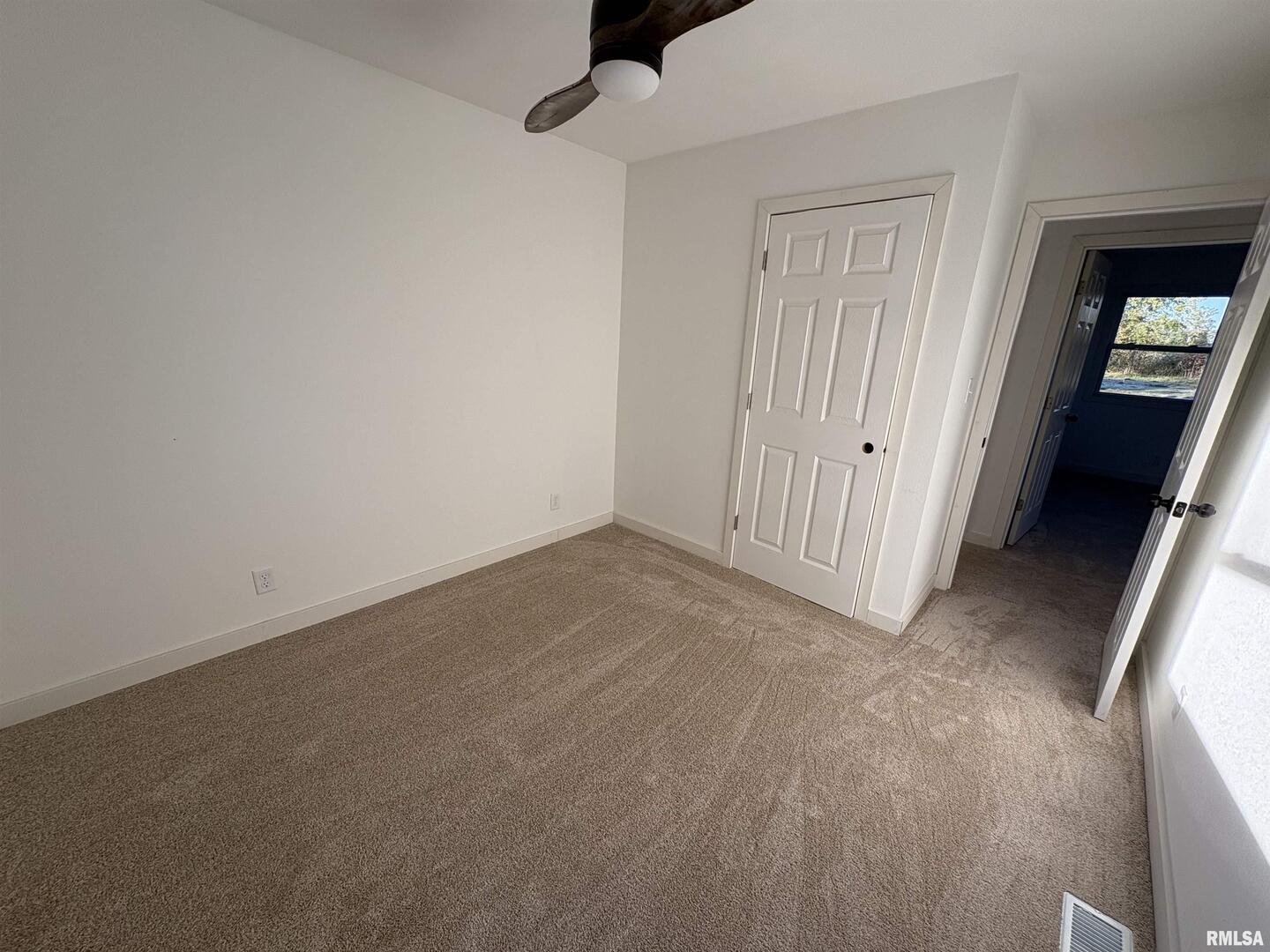 3305 Selmaville Road Salem, IL 62881 - Photo 10 of 17 a view of empty room