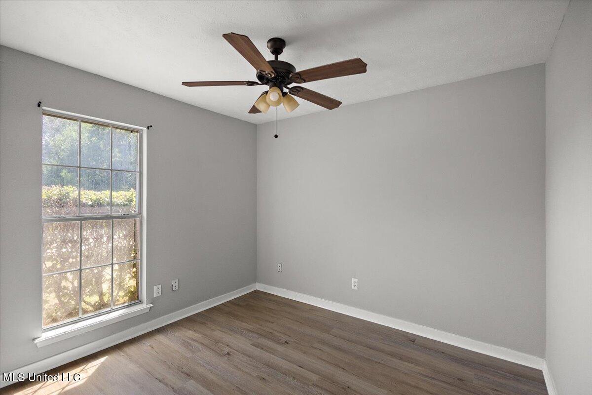 59 Tyler Cove Byram, MS 39272 - Photo 20 of 27 21-3HTP4239