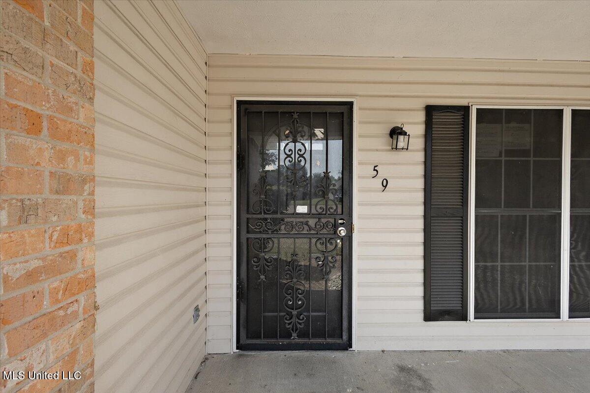 59 Tyler Cove Byram, MS 39272 - Photo 4 of 27 05-3HTP4185