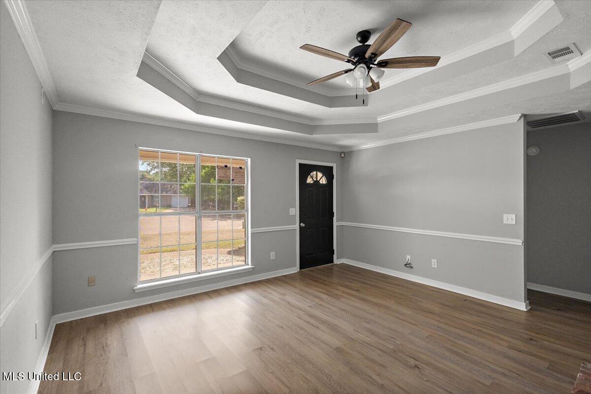 59 Tyler Cove Byram, MS 39272 - Photo 7 of 27 08-3HTP4197