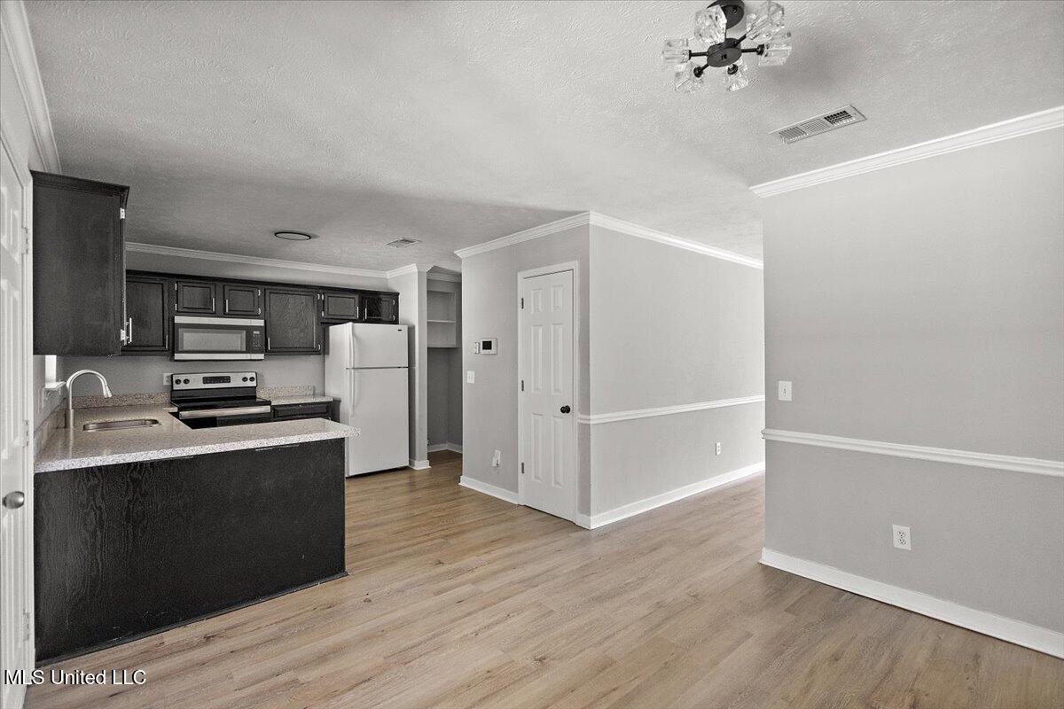 59 Tyler Cove Byram, MS 39272 - Photo 10 of 27 11-3HTP4206