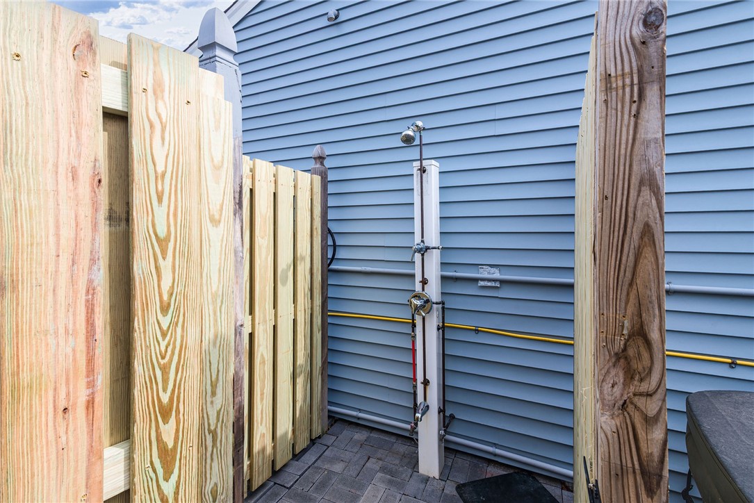 121 Tupelo Road South Kingstown, RI 02879 - Photo 22 of 33 Gallery Image 22